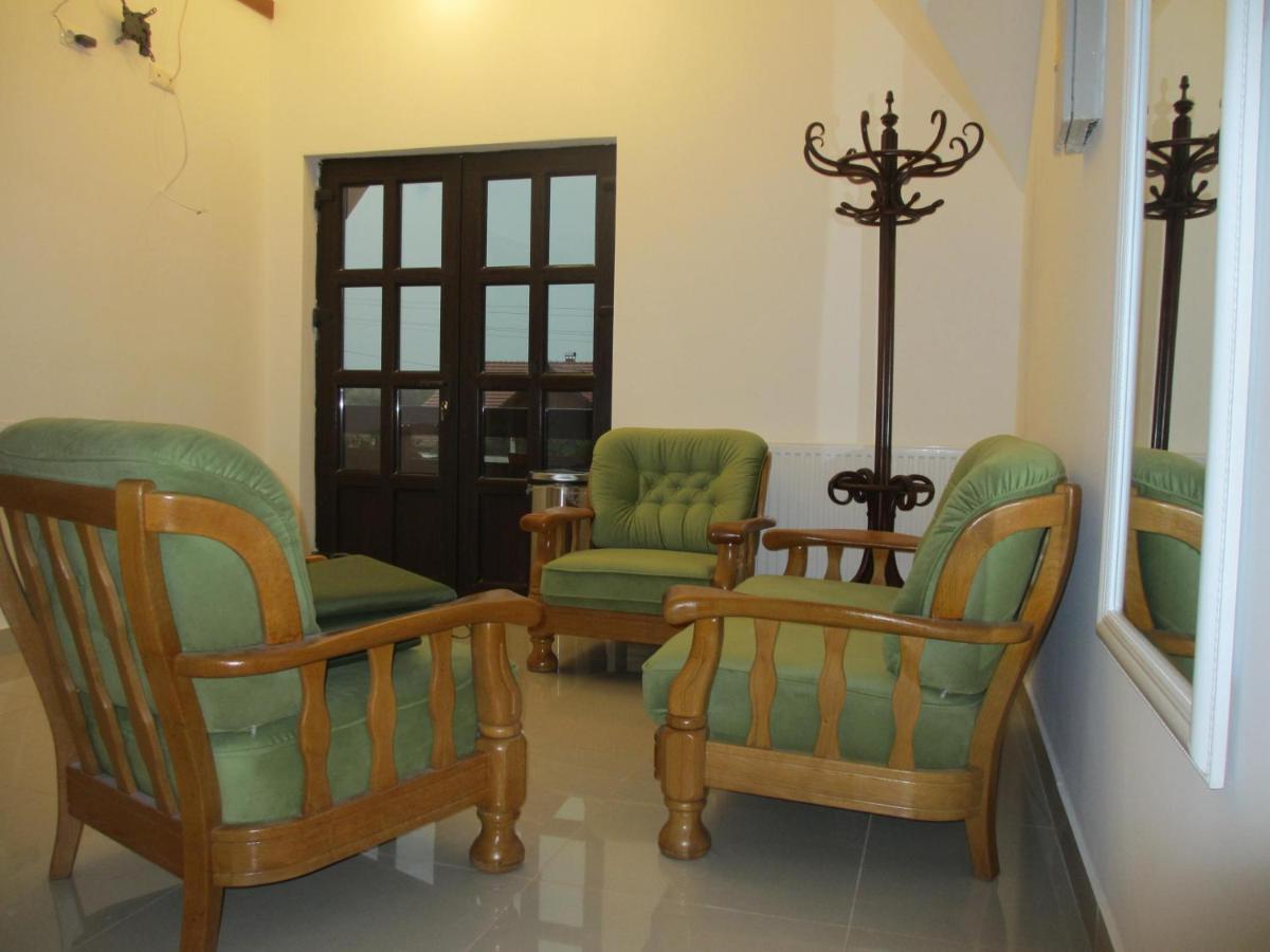 Nut House Retezat Hotel Nucsoara  Ngoại thất bức ảnh